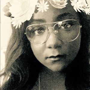 Meet your Posher, Madison